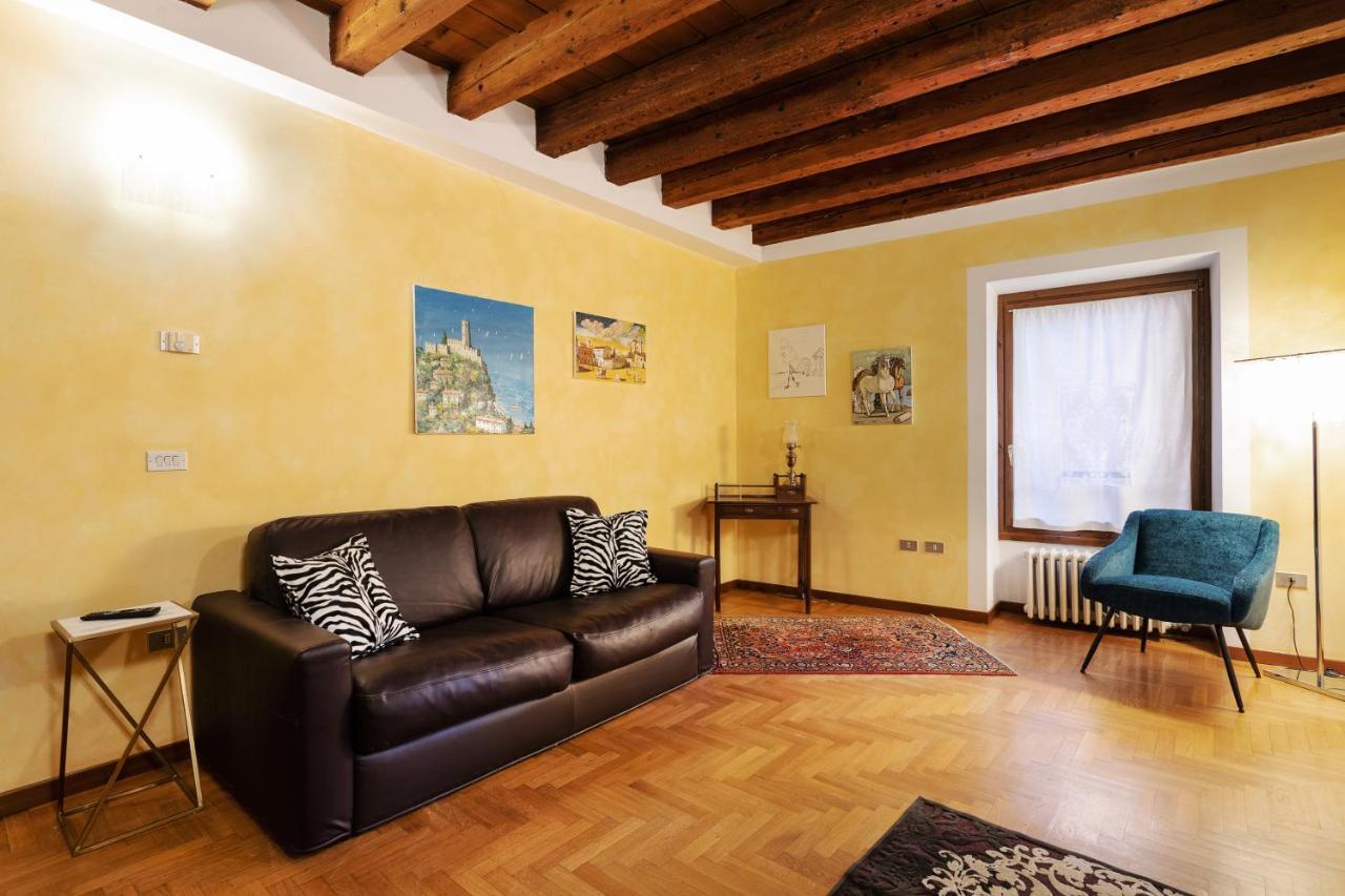 Città Antica Charming Flat Vérone Extérieur photo