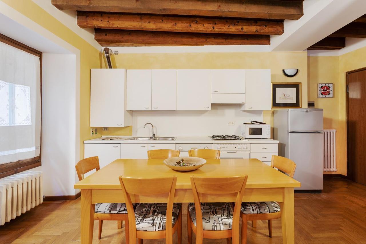 Città Antica Charming Flat Vérone Extérieur photo